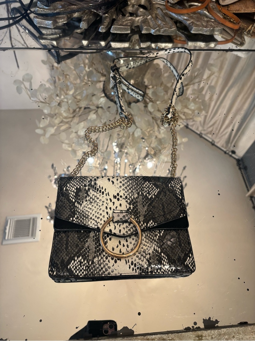 Purses bundle - Picture 6 of 13